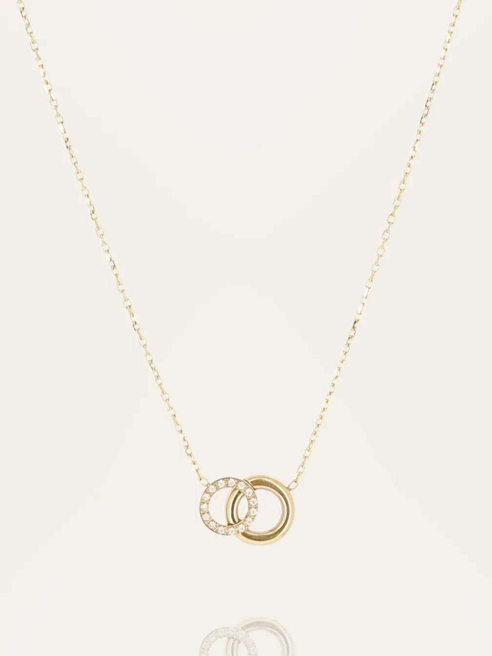 Collier Antonio