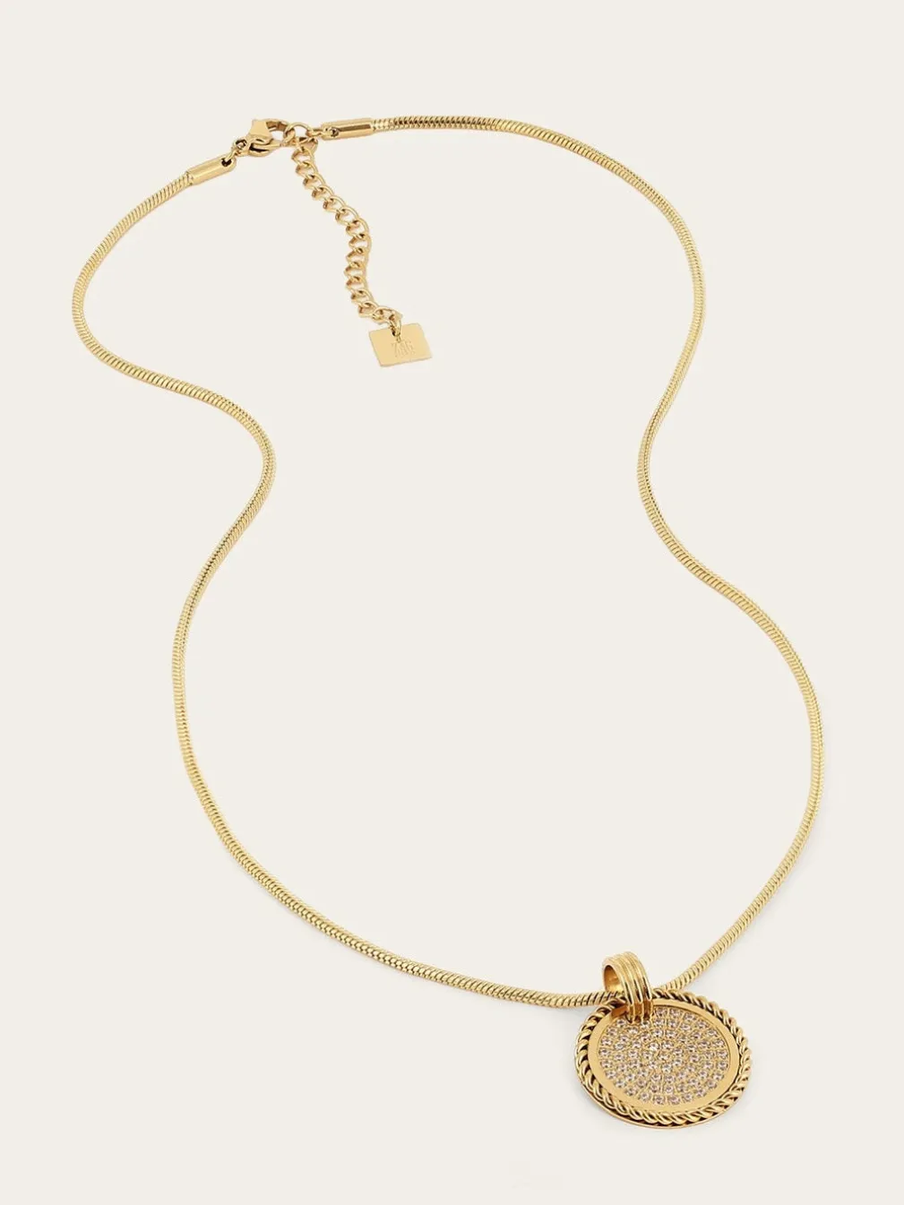 Collier Blunt