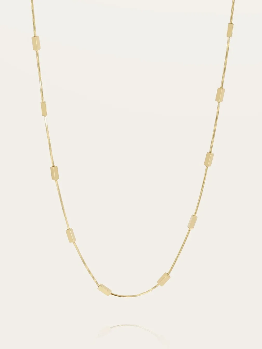 Collier Curzu