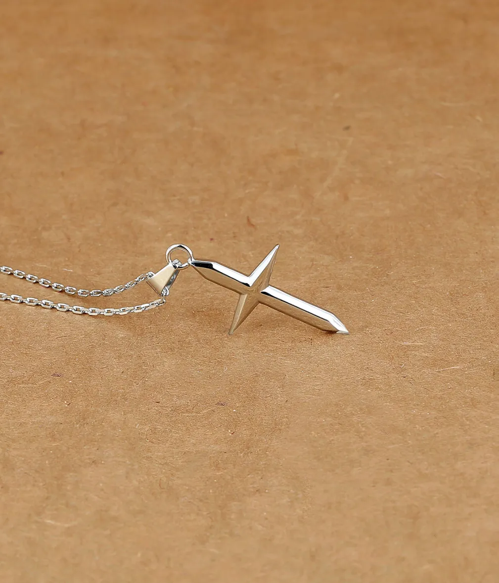 Collier Cyril