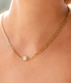 Collier Inara