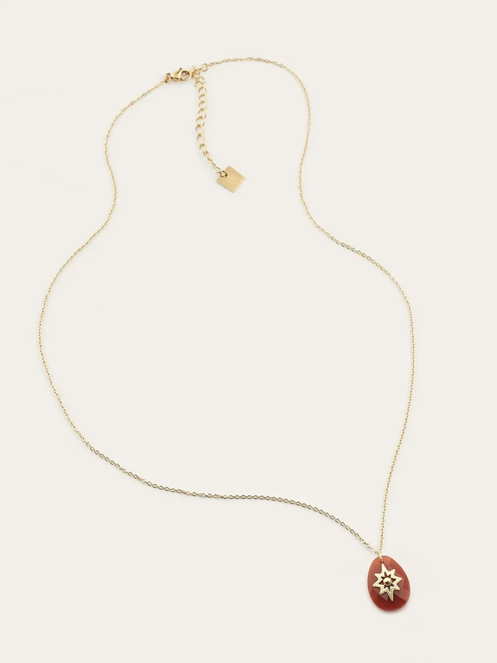 Collier Inley