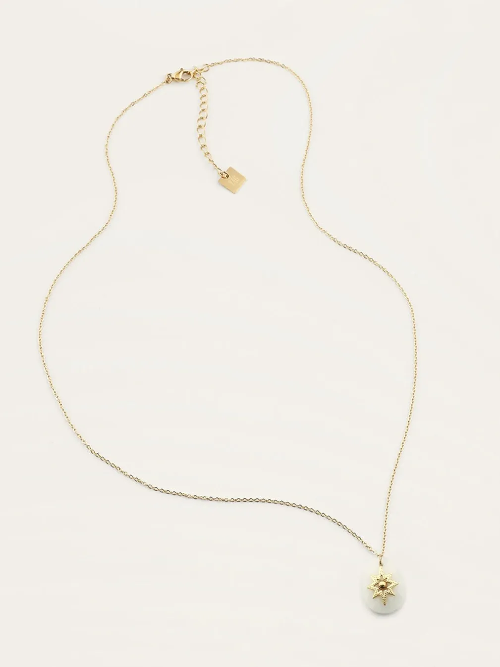 Collier Inley