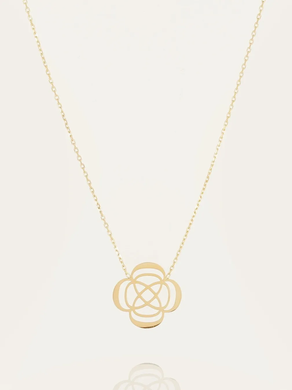 Collier Isaki