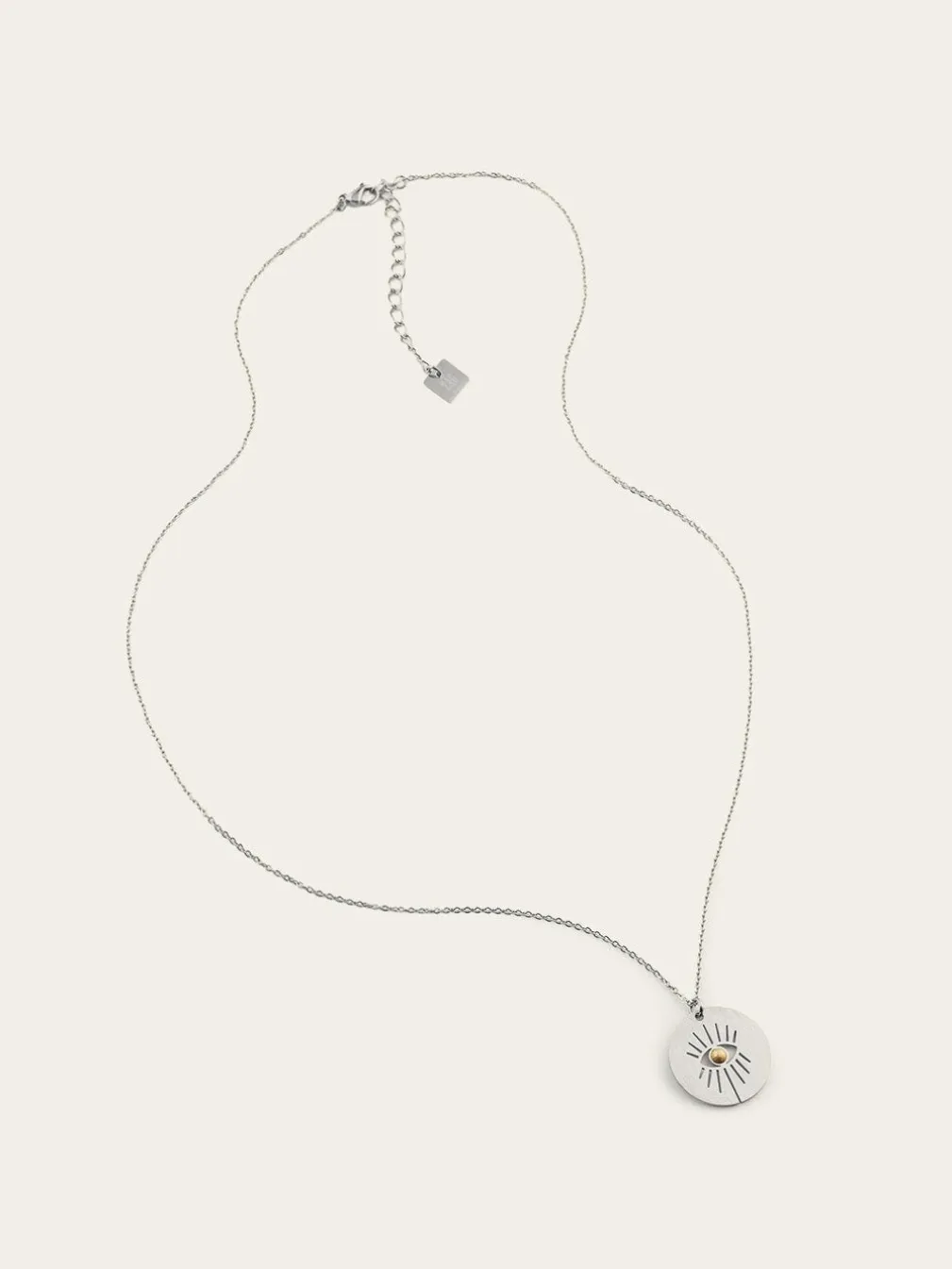 Collier Isis
