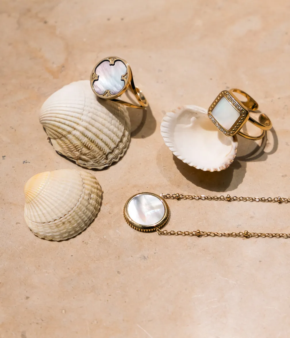 Collier Pearly