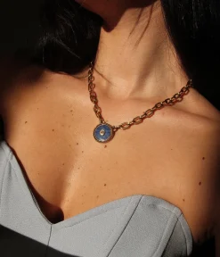 Collier Roman