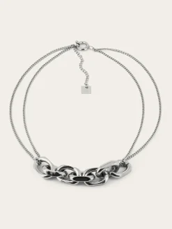 Collier Shiro