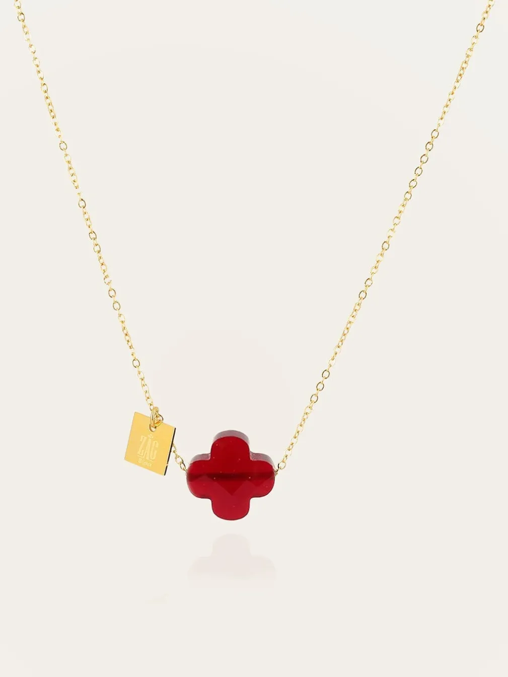 Collier Vega