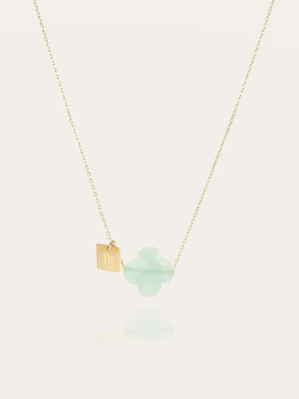 Collier Vega